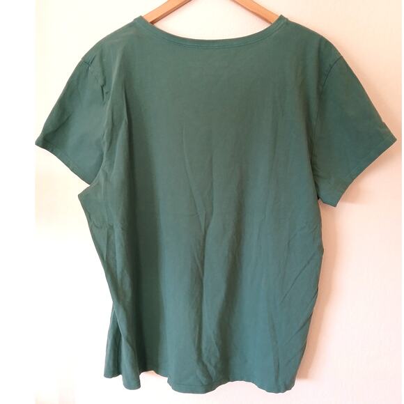 Life is Good Autumn Leaves in Heart Shape Crusher Green Tee - Picture 2 of 6